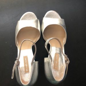 MICHAEL KORS Silver Heels